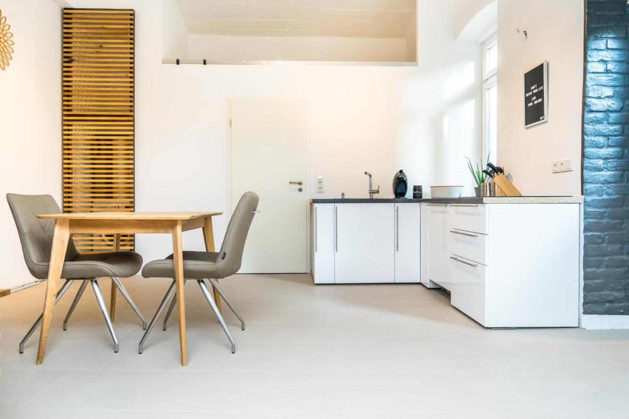 Homebydoni - Kueche I Terrasse I 500 Mbits Wifi I Design Loft Nahe Rmcc & Staatstheater فيسبادن المظهر الخارجي الصورة