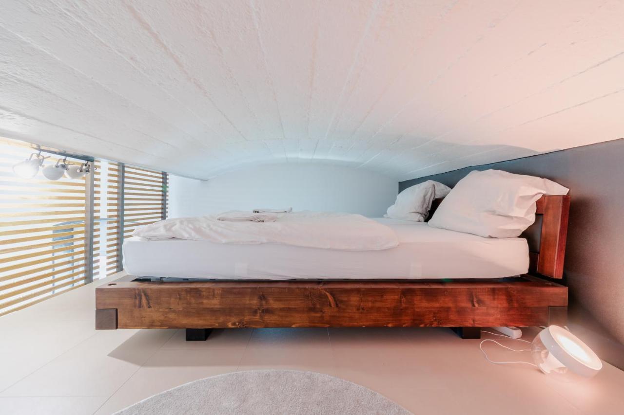 Homebydoni - Kueche I Terrasse I 500 Mbits Wifi I Design Loft Nahe Rmcc & Staatstheater فيسبادن المظهر الخارجي الصورة